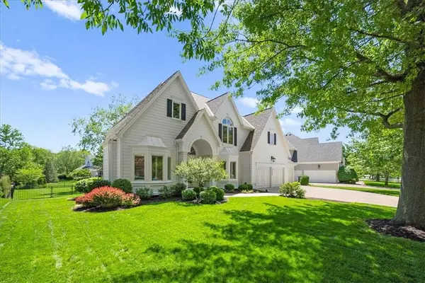 13109 Briar ST, Leawood, KS 66209