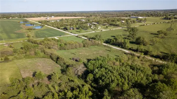 6400 W 255th ST, Louisburg, KS 66053