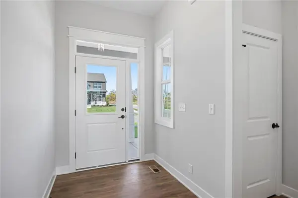 1501 SW Arbormill TER, Lee's Summit, MO 64082