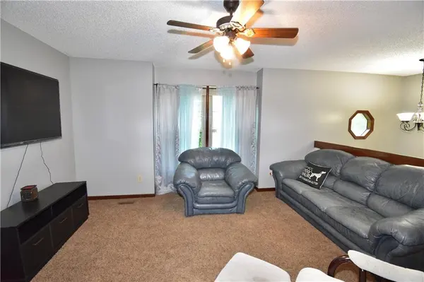 1513 NE 113th TER, Kansas City, MO 64155