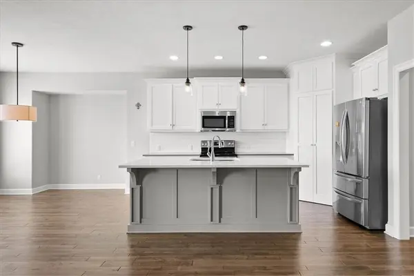 12815 W 172 TER Overland Park, KS 66221