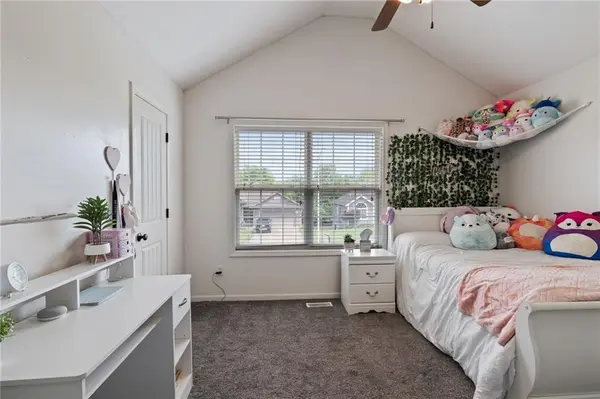 10948 N Oxford AVE Kansas City, MO 64157