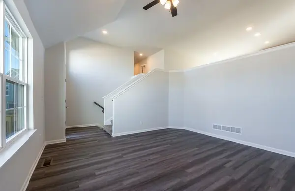 21334 W 216th ST, Spring Hill, KS 66083