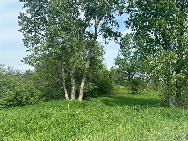 207th S Renner RD, Spring Hill, KS 66083