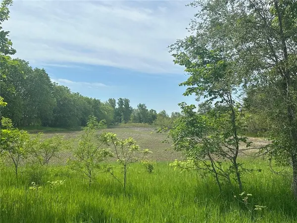207th S Renner RD, Spring Hill, KS 66083