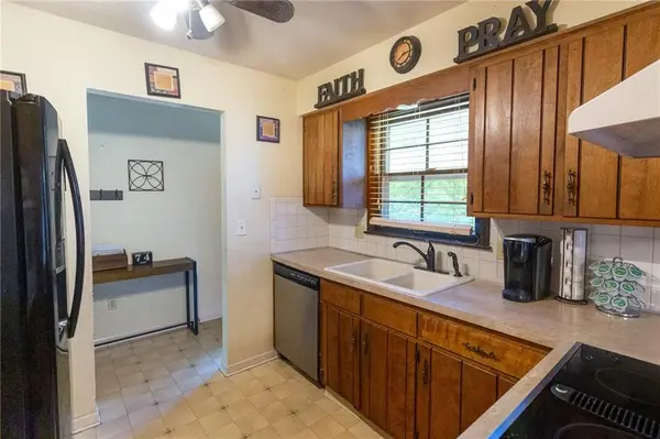 208 S Shrank AVE, Independence, MO 64056