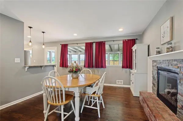 1705 NE 67TH ST, Gladstone, MO 64118