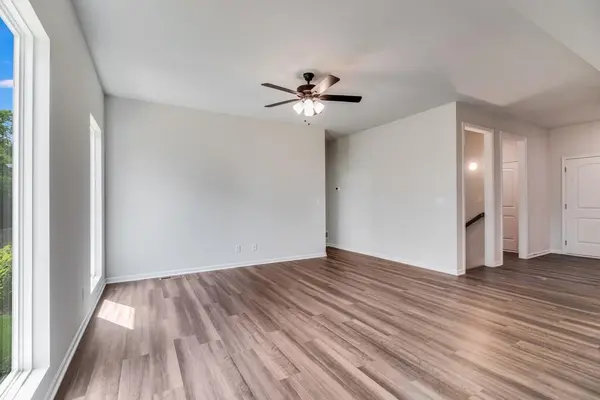 1703 Maci ST, Belton, MO 64012