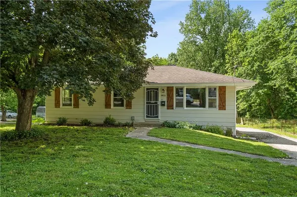 1415 W 25th ST, Independence, MO 64052