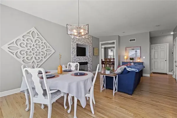 13247 Long ST Overland Park, KS 66213