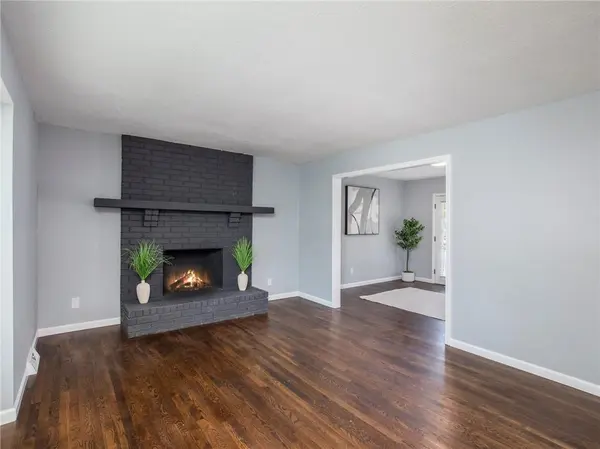107 S Paul DR, Sibley, MO 64088