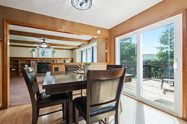 11606 Riley ST Overland Park, KS 66210