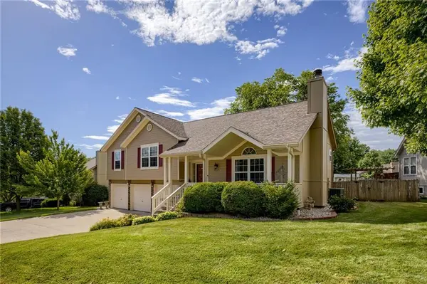 3616 Anchor CT, Blue Springs, MO 64015