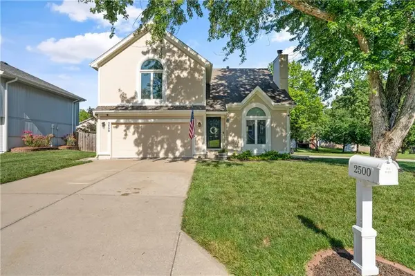2500 NE Quail Walk TRL, Blue Springs, MO 64014