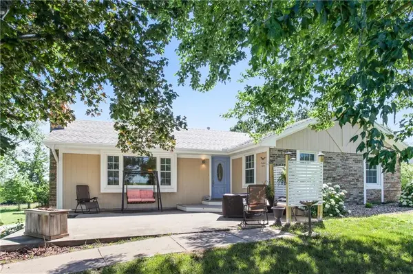 20518 147th ST, Basehor, KS 66007