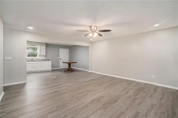 205 E Kaskaskia ST, Paola, KS 66071