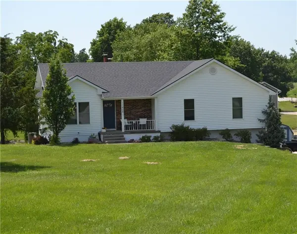 11408 NE State Route 33 HWY,  Liberty,  MO 64068