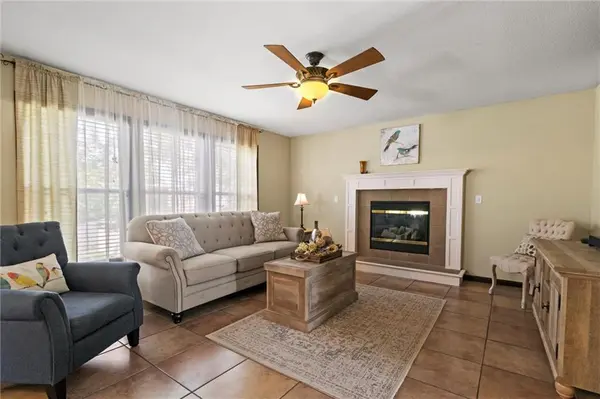 1022 Cottage Creek CIR, Gardner, KS 66030