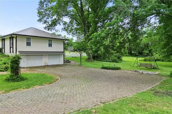 15810 Sugar Plum RD, Kearney, MO 64060