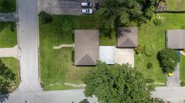 218 Woods AVE, Excelsior Springs, MO 64024