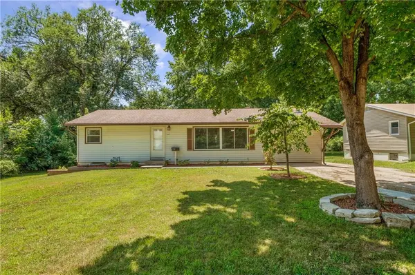 4411 E 138th ST, Grandview, MO 64030