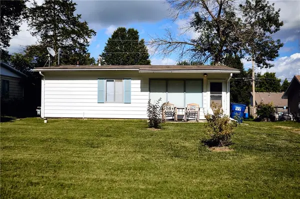 1610 Powers ST, Lawrence, KS 66046