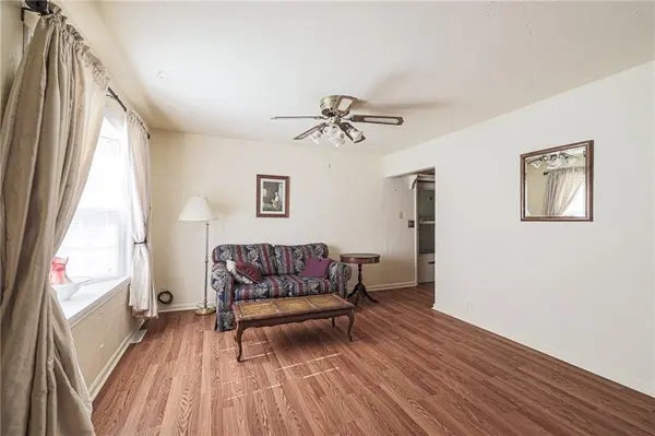 205 Hostetter ST, Buckner, MO 64016