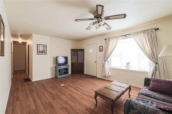 205 Hostetter ST, Buckner, MO 64016