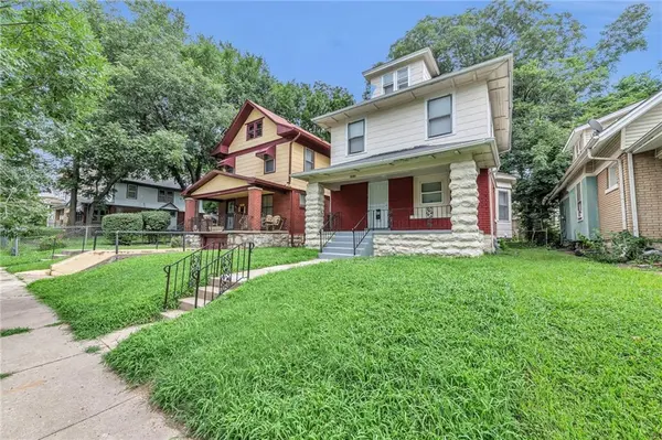 2833 Olive ST, Kansas City, MO 64109
