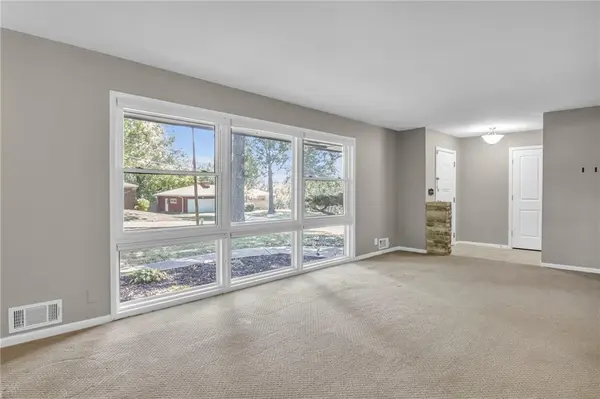 7334 Sycamore AVE, Kansas City, MO 64133