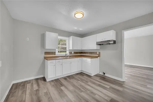 5733 Jackson AVE, Kansas City, MO 64130