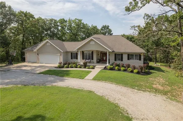 210 E 34th ST, Galena, KS 66739
