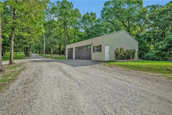210 E 34th ST, Galena, KS 66739