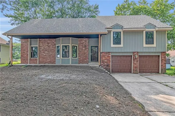 1004 todd ST, Cameron, MO 64429