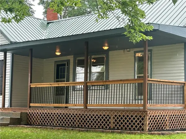 80 S Douglas ST, Kingston, MO 64650
