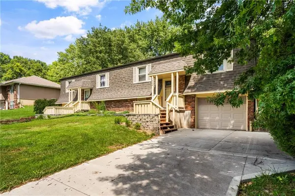 1404 SW 11th ST, Blue Springs, MO 64015