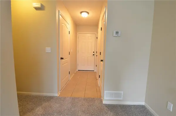 9335 N Main ST, Kansas City, MO 64155