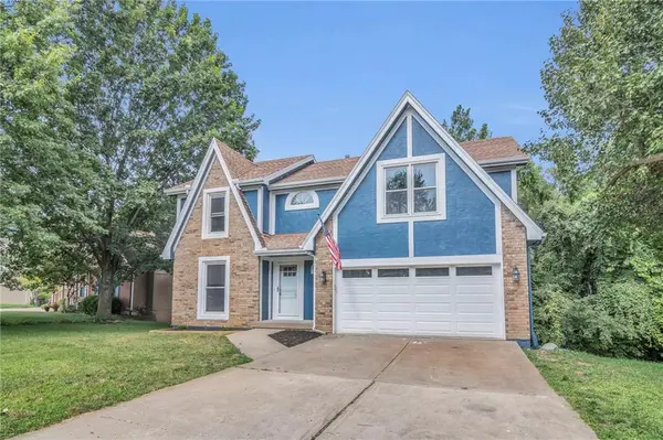 6502 NW Sioux DR, Parkville, MO 64152
