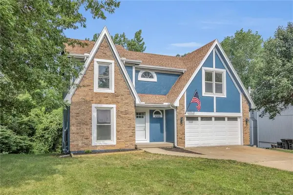 6502 NW Sioux DR, Parkville, MO 64152