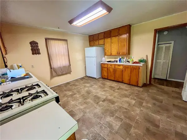 706 Huston AVE, Altamont, KS 67330