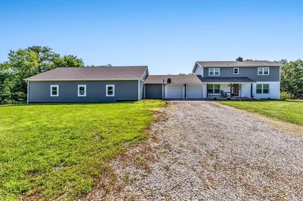25919 S Old Drum RD, Garden City, MO 64747
