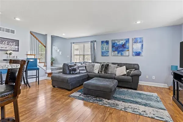 13708 Leigh DR, Bonner Springs, KS 66012