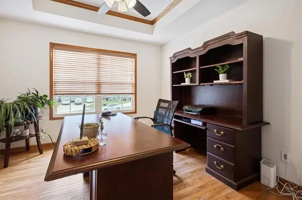 920 Jasara CIR, Baldwin City, KS 66006