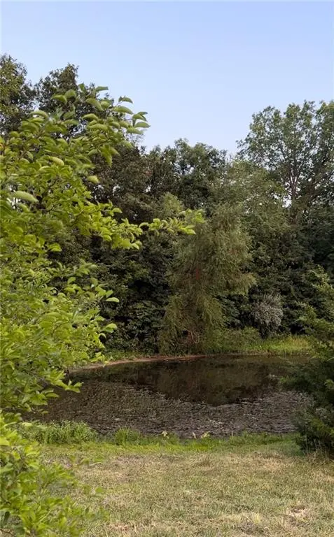 S Old Drum RD, Garden City, MO 64747