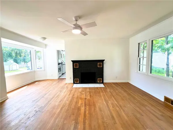 407 E Newton ST, Eldon, MO 65026