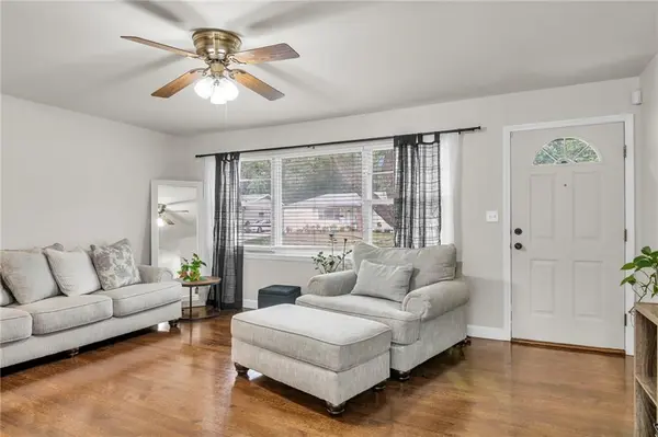 11303 Kensington AVE, Kansas City, MO 64137