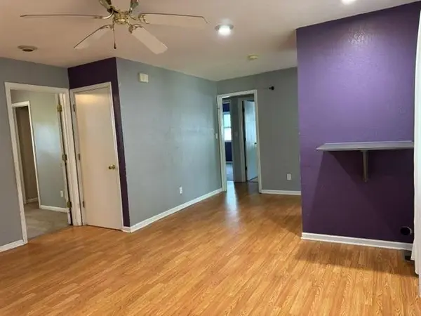 7714 Sni-A-Bar RD, Kansas City, MO 64129