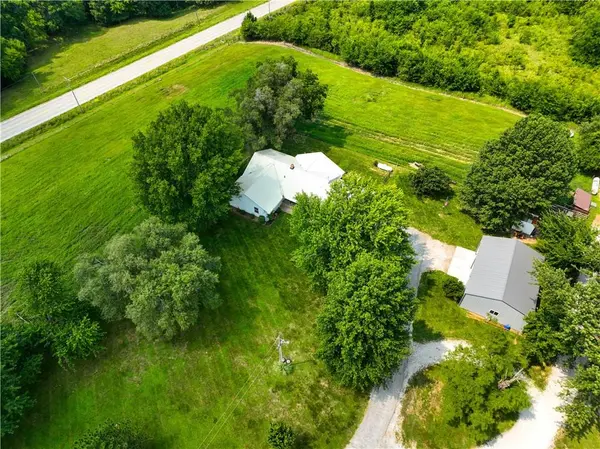 1615 N Outer Belt RD, Levasy, MO 64088