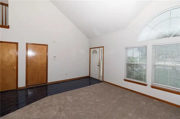 807 Givan AVE, Belton, MO 64012