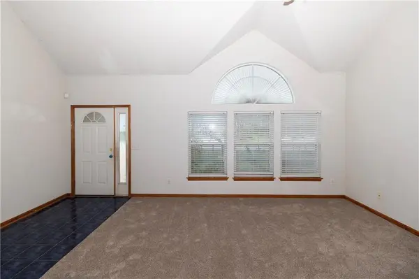 807 Givan AVE, Belton, MO 64012
